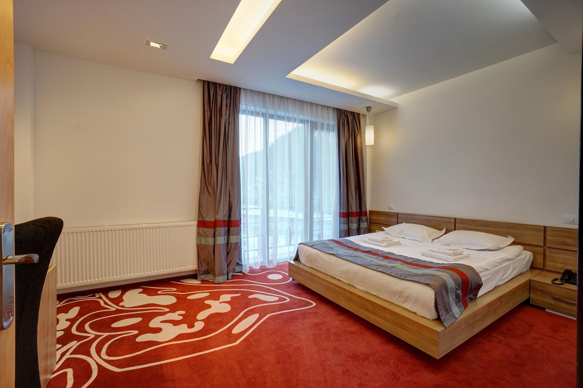 Hotel Ave Lux Săcele Eksteriør bilde
