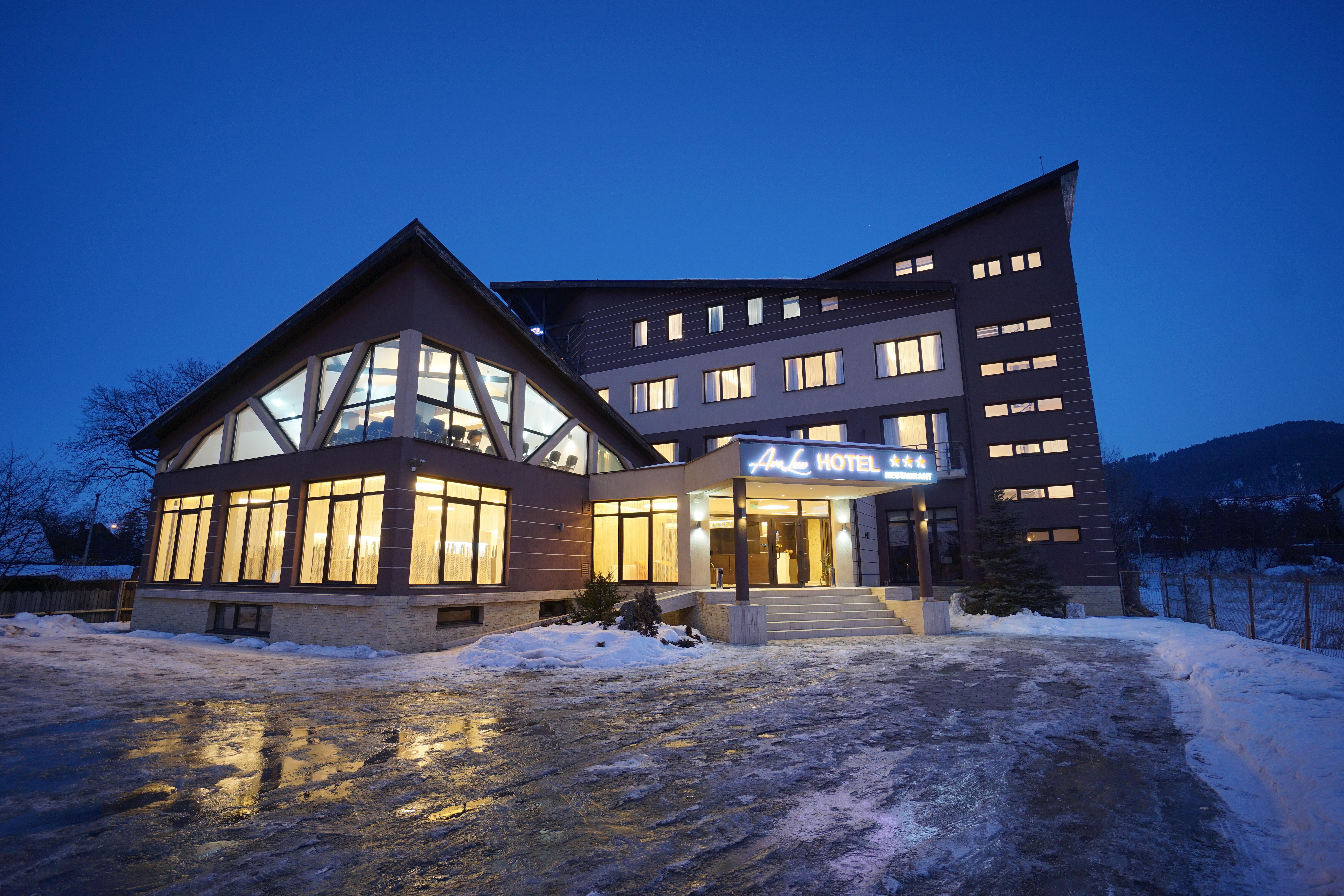 Hotel Ave Lux Săcele Eksteriør bilde