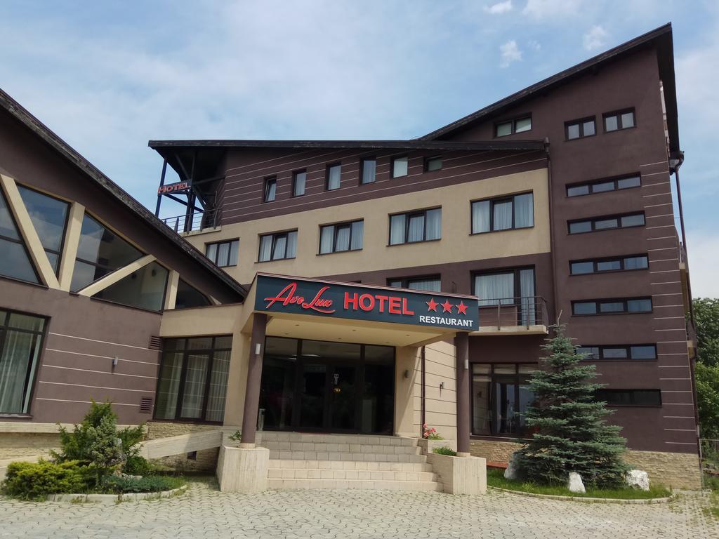 Hotel Ave Lux Săcele Eksteriør bilde